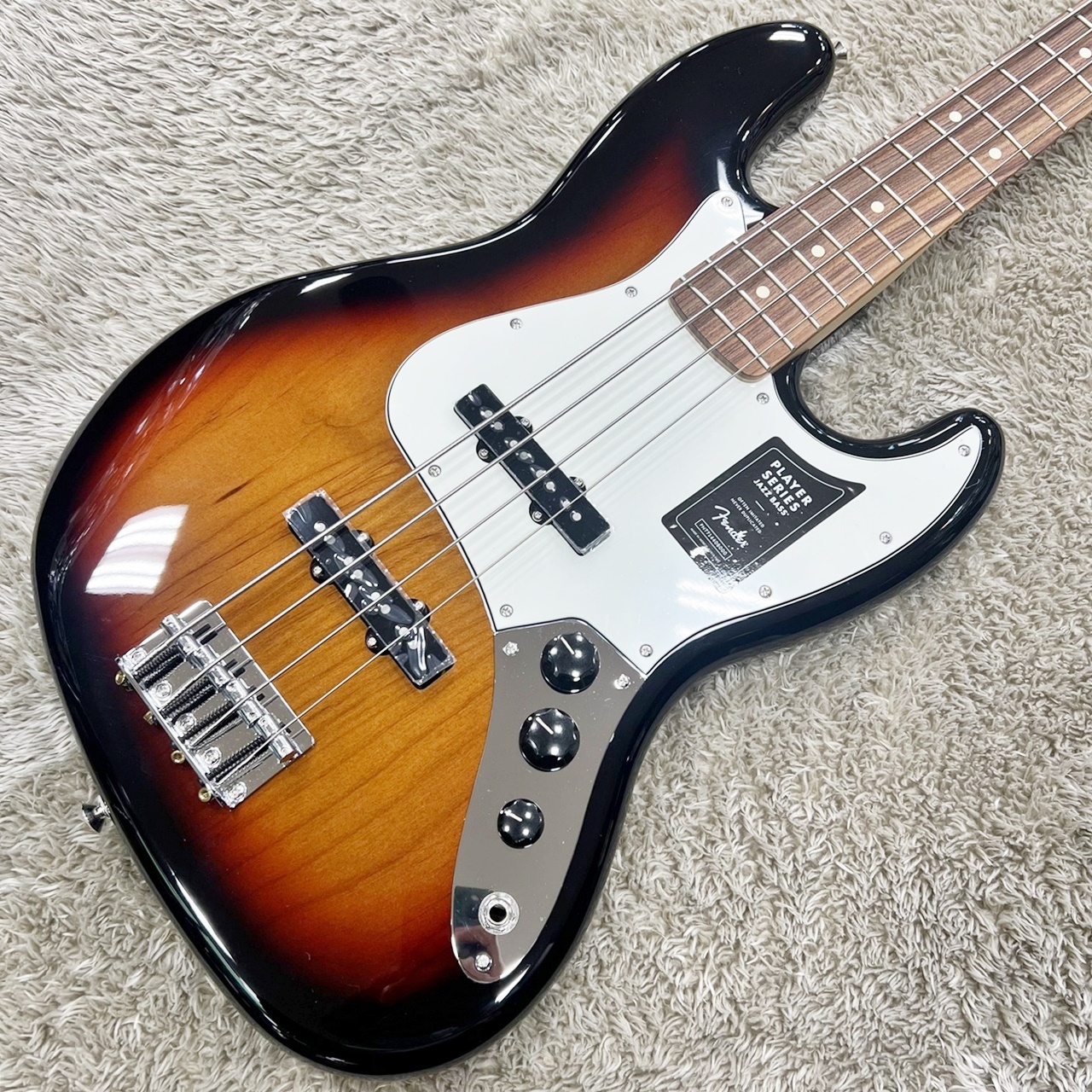 Fender Player Jazz Bass 3-Color Sunburst / Pau Ferro  （新品特価/送料無料）［デジマートSALE］【楽器検索デジマート】