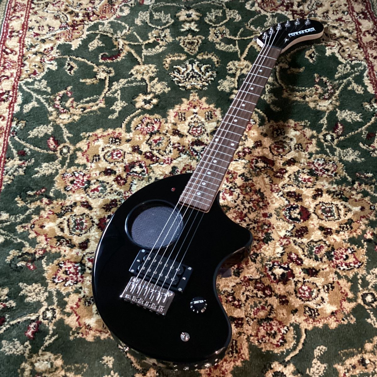 FERNANDES ZO-3 BLK スピーカー内蔵ミニエレキギター ブラック ソフト