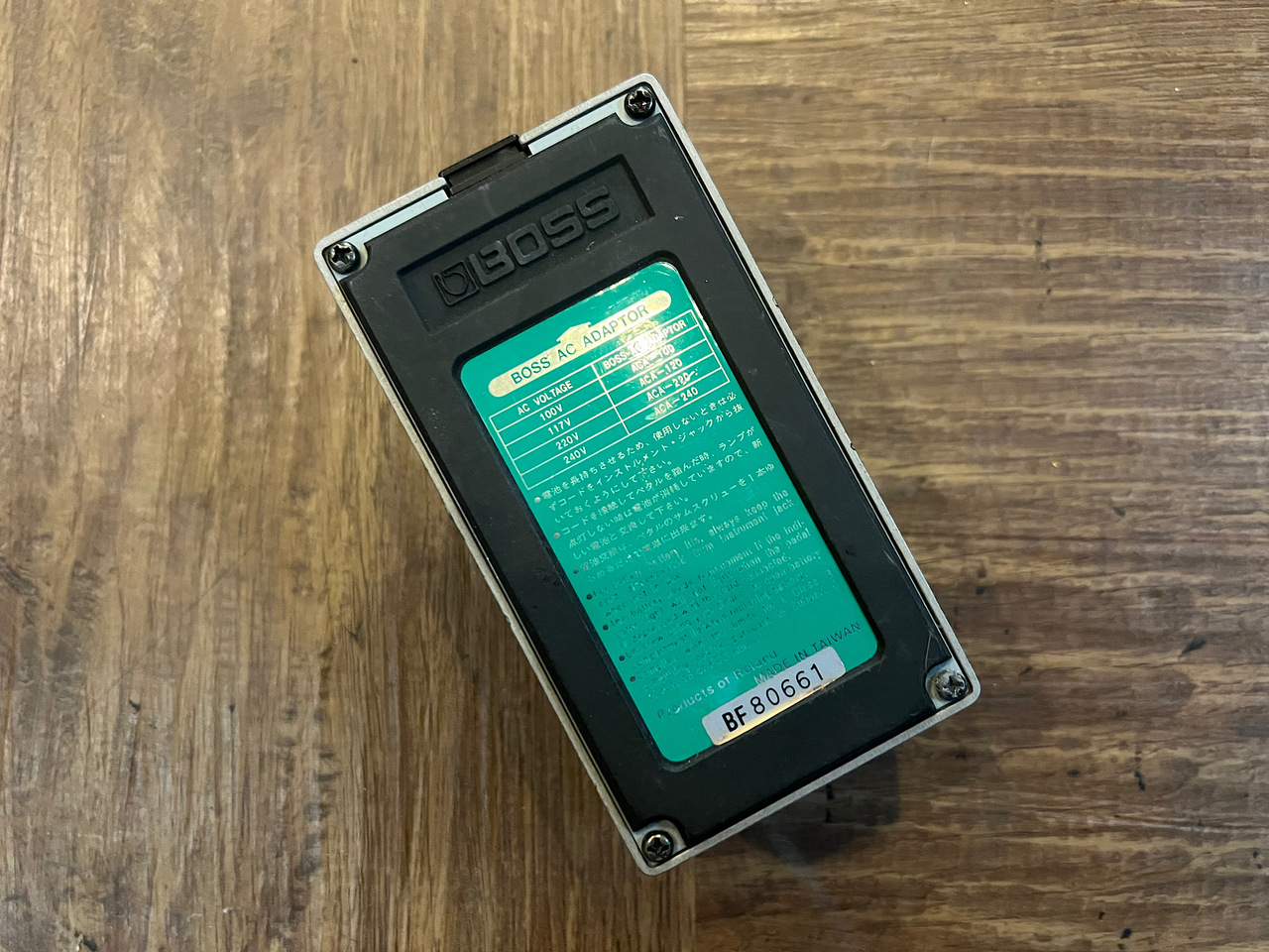 BOSS CE-2B（中古）【楽器検索デジマート】