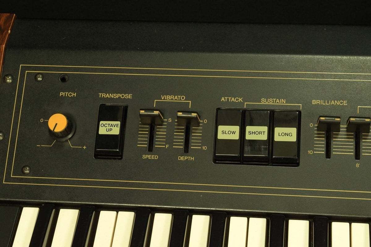 【希少品】YAMAHA ヤマハ アナログ シンセサイザー SK10 ケース付属 希少品】YAMAHA ヤマハ アナログ シンセサイザー SK10 ケース