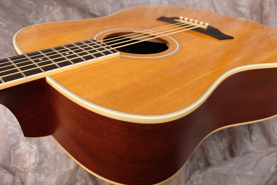 Taylor DN3 アコースティックギター　美品、状態とても良し Taylor DN3 アコースティックギター 美品、状態とても良し