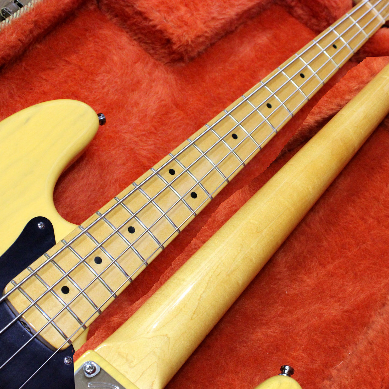 Fender USA 50TH Anniversary Precision Bass 2001 Butterscotch Blonde  2001年製です。（中古）【楽器検索デジマート】