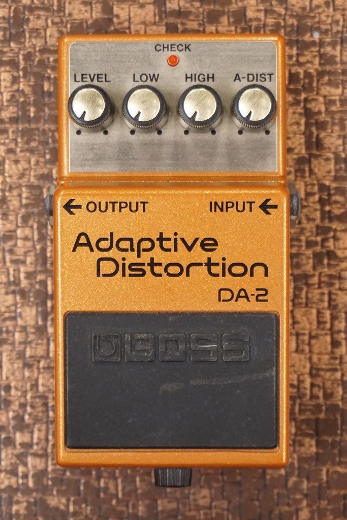 BOSS DA-2 Adaptive Distortion ディストーション-