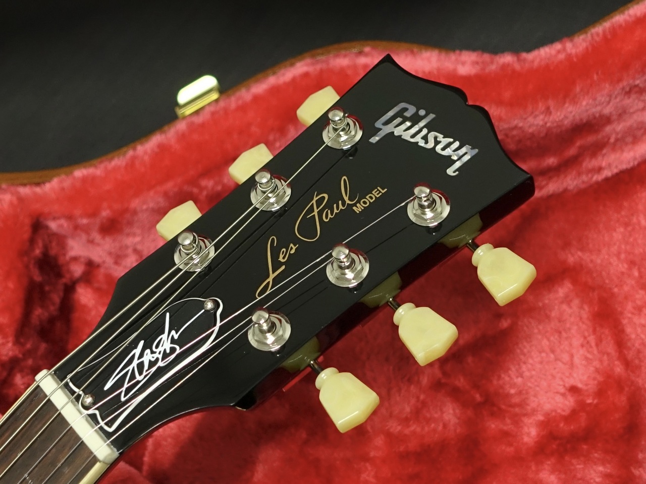 Gibson Slash 
