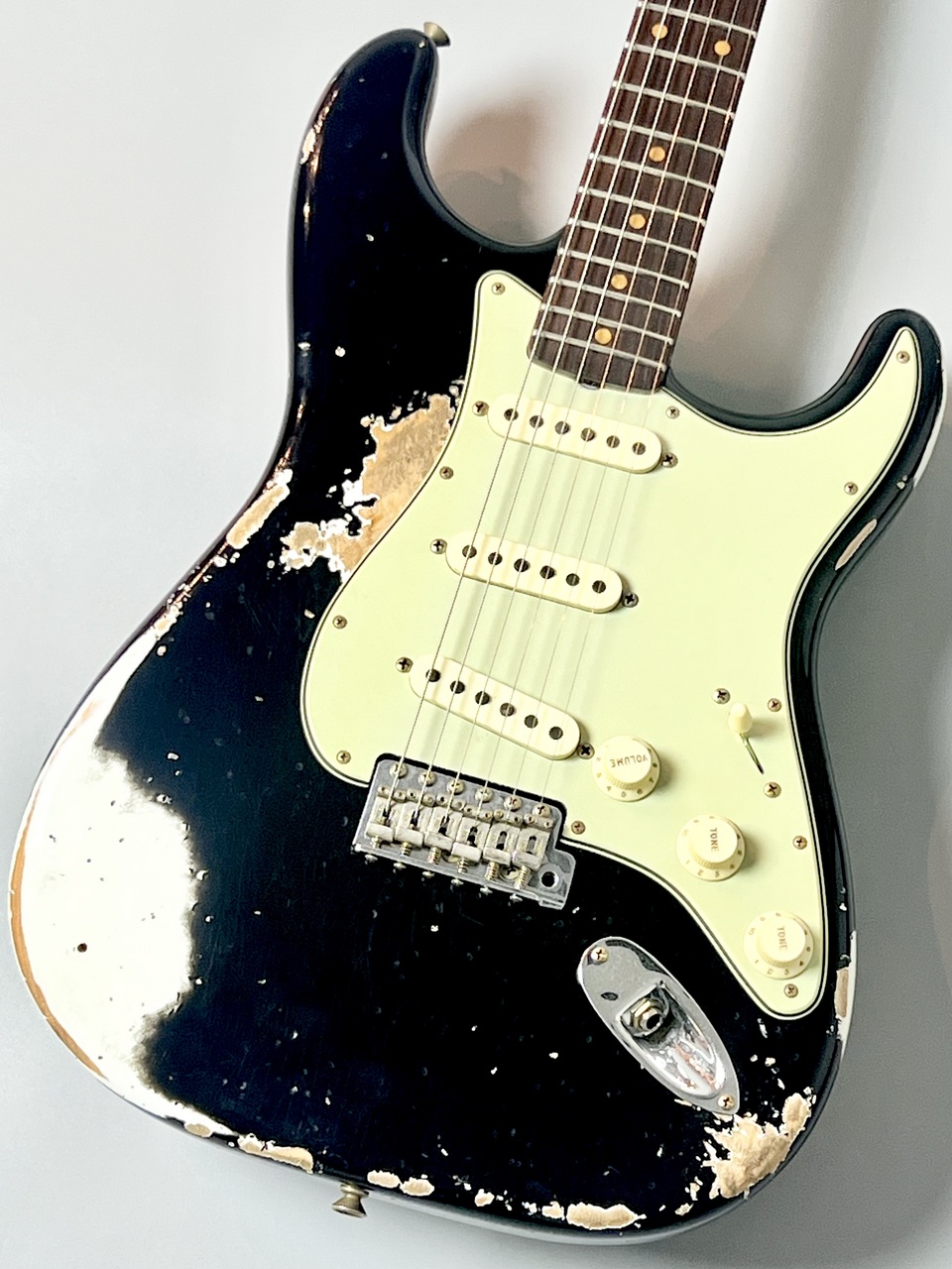 Fender Custom Shop 1960 Stratocaster Heavy Relic Aged Black