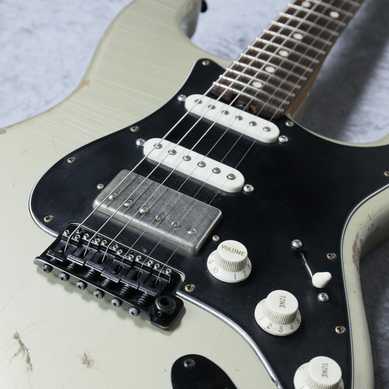 Iconic Guitars Vintage Modern 62S Heavy Relic -Inca Silver- USED