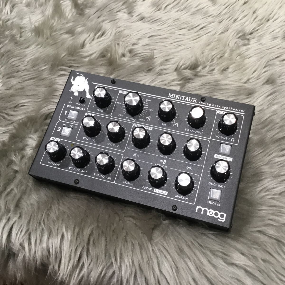 Moog MINITAUR アナログ モノフォニックシンセサイザー ベースシンセ