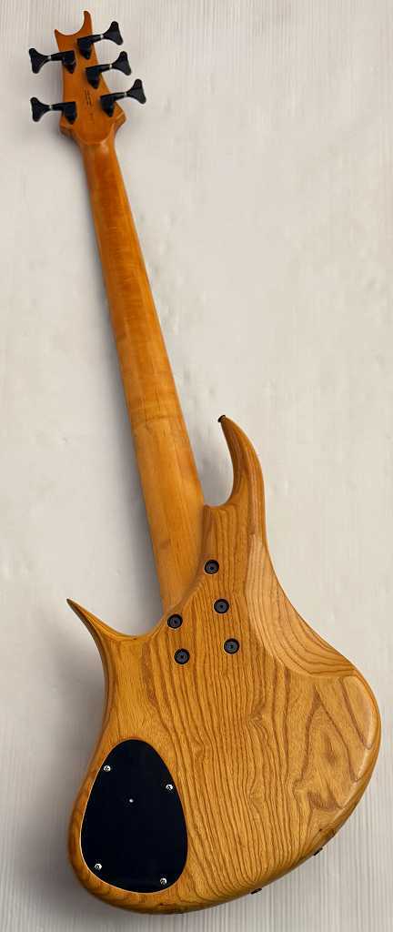 Tung 【48回無金利】Wing Bass 5st 【USED】（中古）【楽器検索