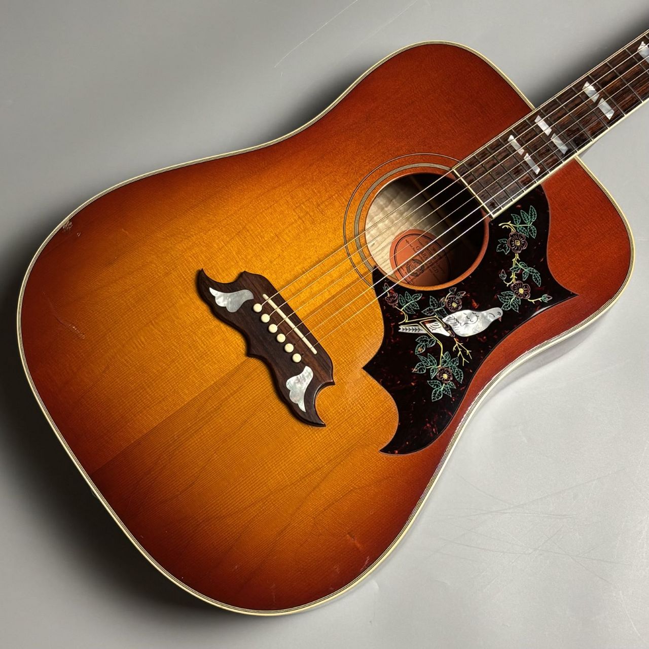 Gibson Dove セミビンテージ 訳あり特価品 Gibson 60s DOVE（中古/送料無料）【楽器検索デジマート】