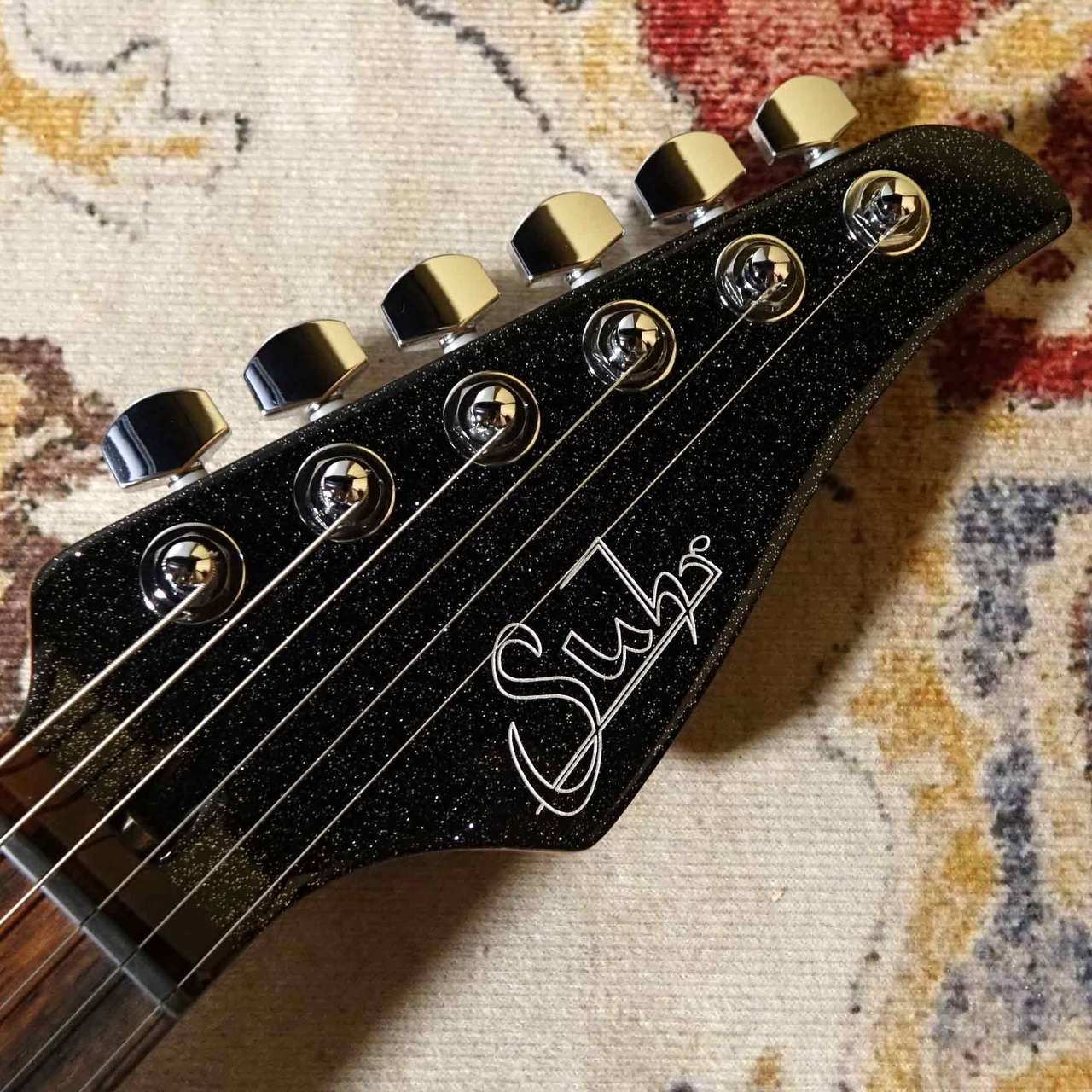 Suhr(正規輸入品) Custom Carve Top modern Graphite Metallic（新品