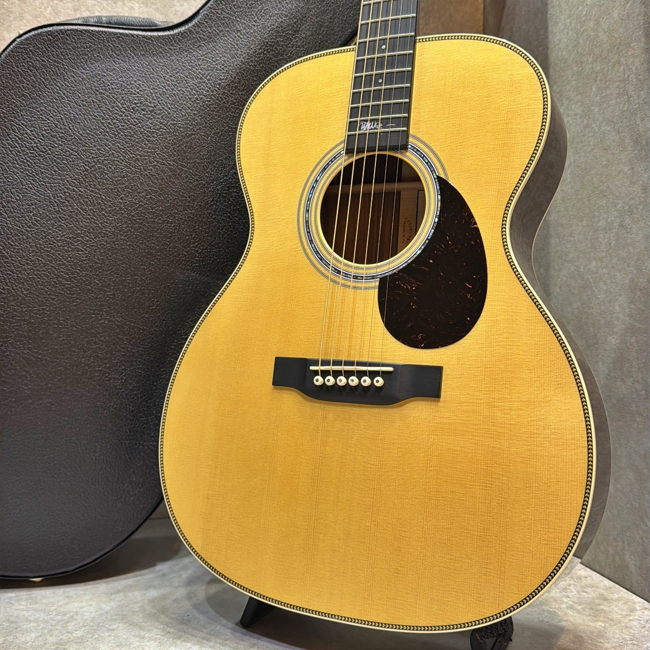Martin 【月末特価!!】【美品中古】【試奏動画あり】OMJM '24【粒立ち