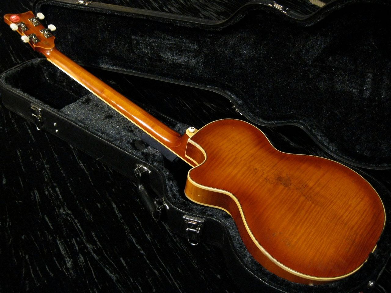 Hofner Premium Series H500/2-RLC-0 Club Bass 