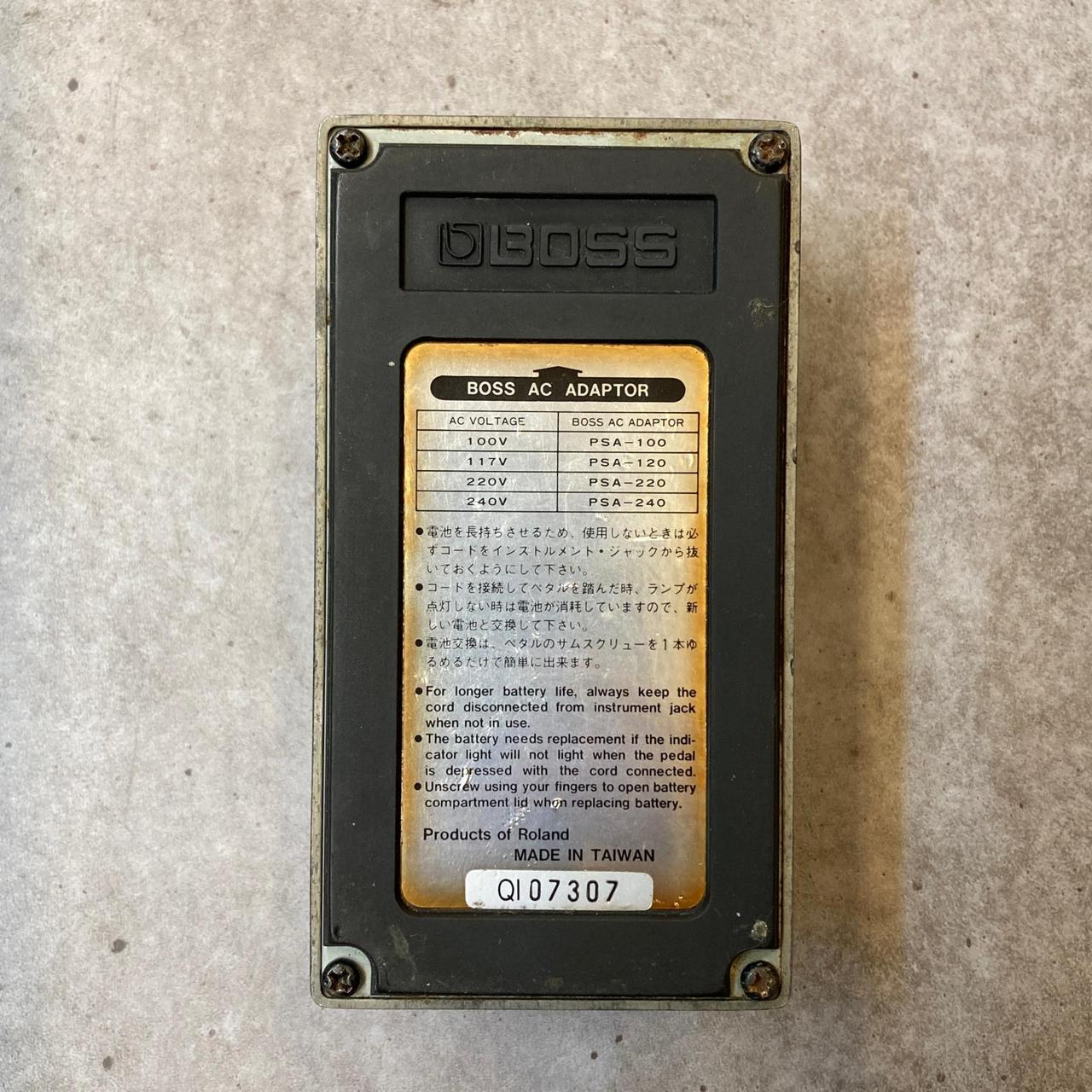 【箱無し中古品】BOSS l Zone MT-2 ギターエフェクター BOSS USED 中古 MT-2 Metal Zone ｜イケベ楽器店オンラインストア