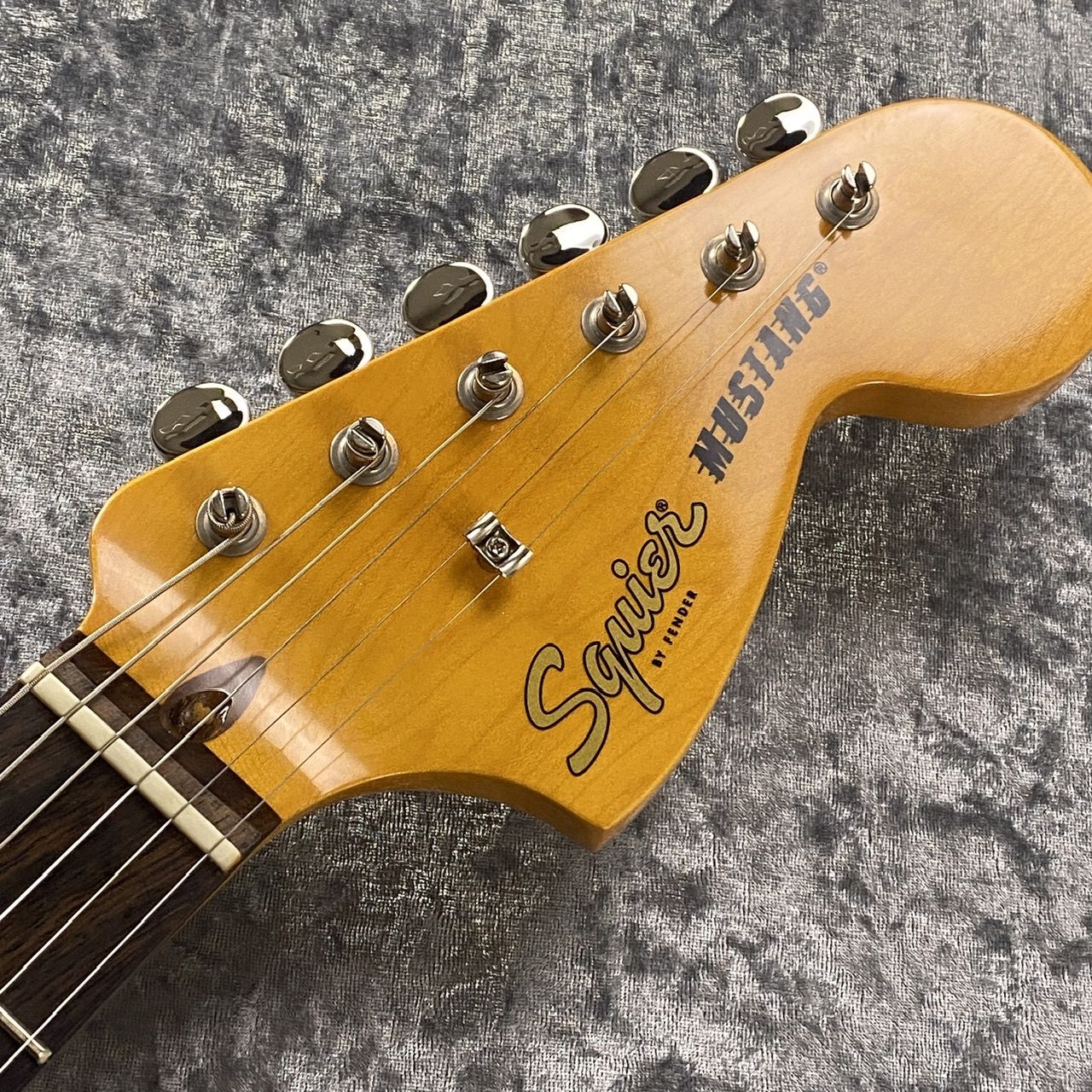 Squier by Fender FSR Classic Vibe '60s Competition Mustang LRL PPG