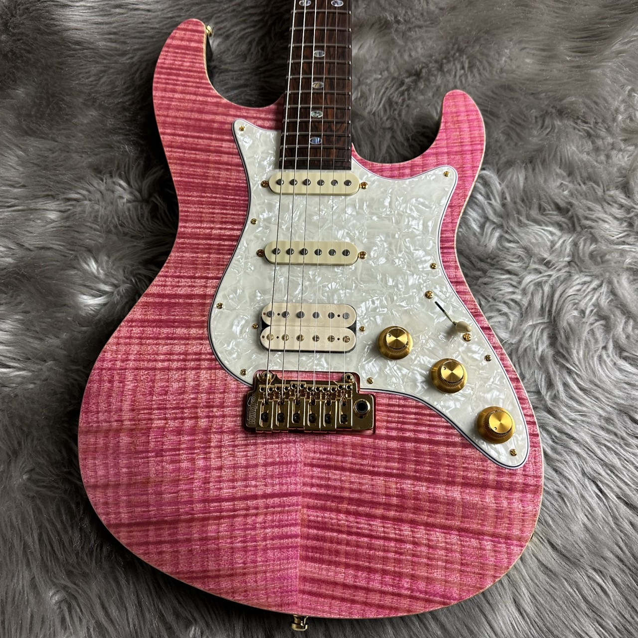 freedomcustomguitarresearchハイドラ freedomcustomguitarresearchハイドラ Guitars - Freedom Custom