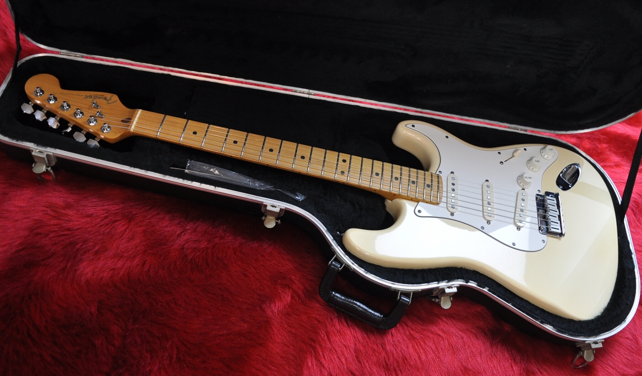 Fender American Standard Stratocaster Arctic White（中古）【楽器