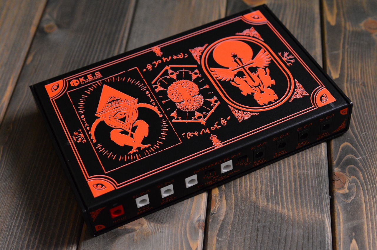 K.E.S KIP-RISER VIII パワーサプライ エフェクターを乗せられるペダル