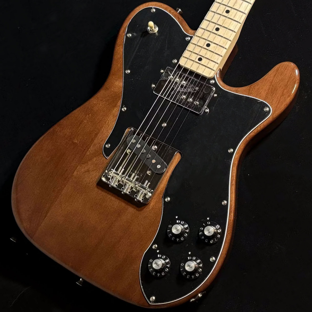 Fender FSR Made in Japan Traditional 70s Telecaster Custom Walnut