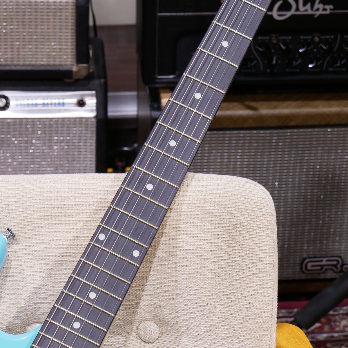 Sterling by MUSIC MAN Intro Series Cutlass CT20HSS-ELB-A1