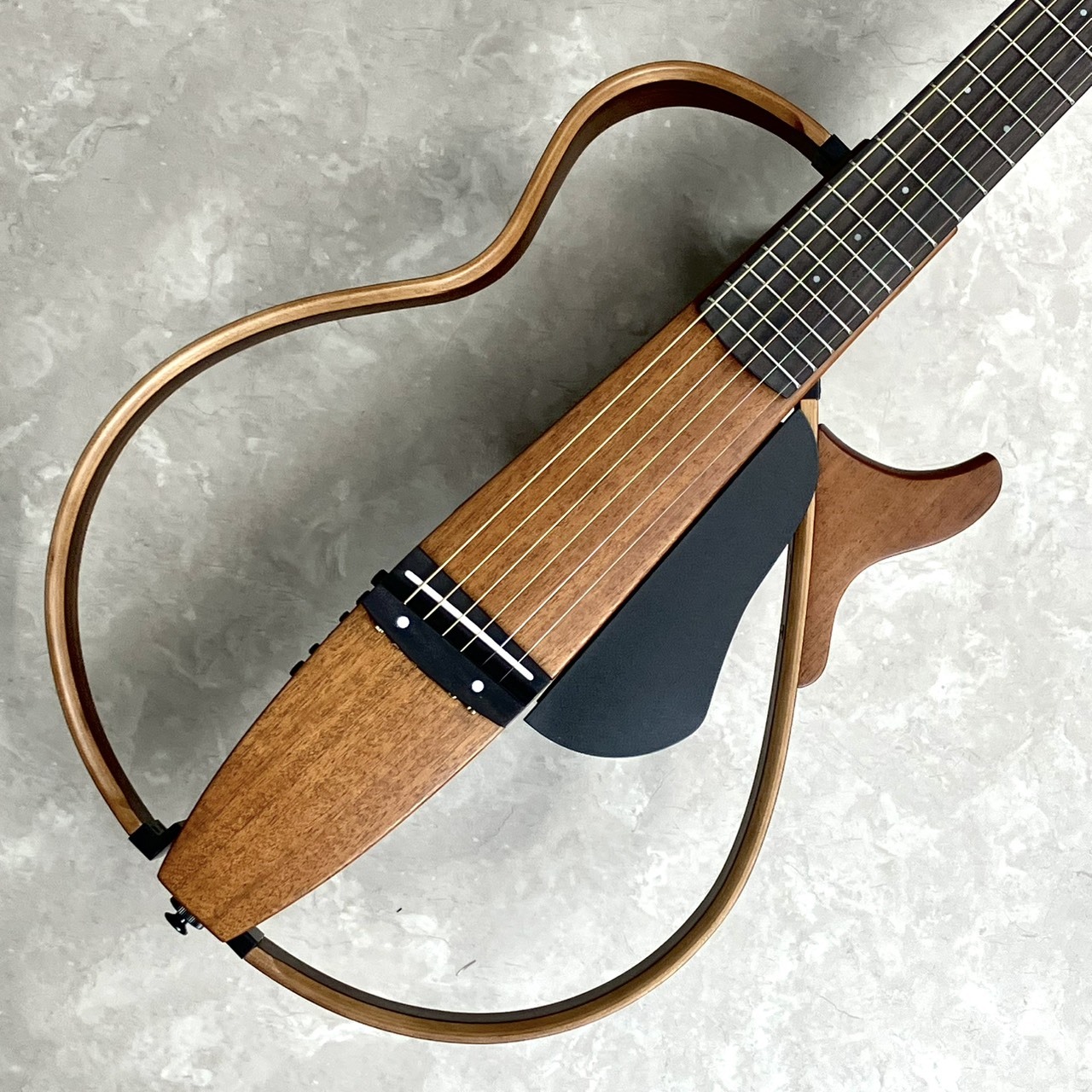 SLG200S NT サイレントギター/スチール弦モデル 純正ケース あります SLG200S NT サイレントギター/スチール弦モデル SLG200S NT サイレント