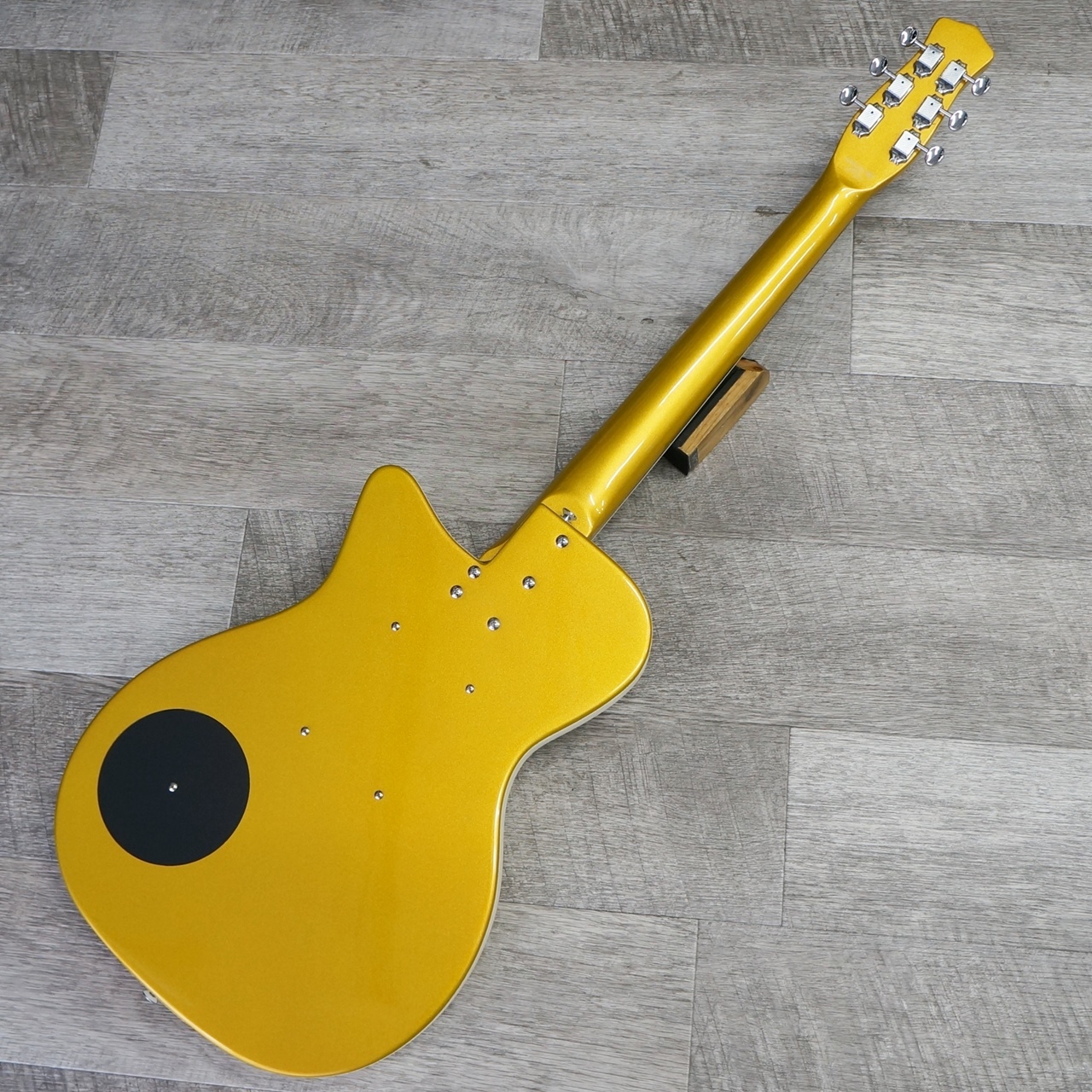 M*a様 DANELECTRO エレキギター ゴールド Danelectro 56 Single Cutaway - Gold -（新品特価/送料無料