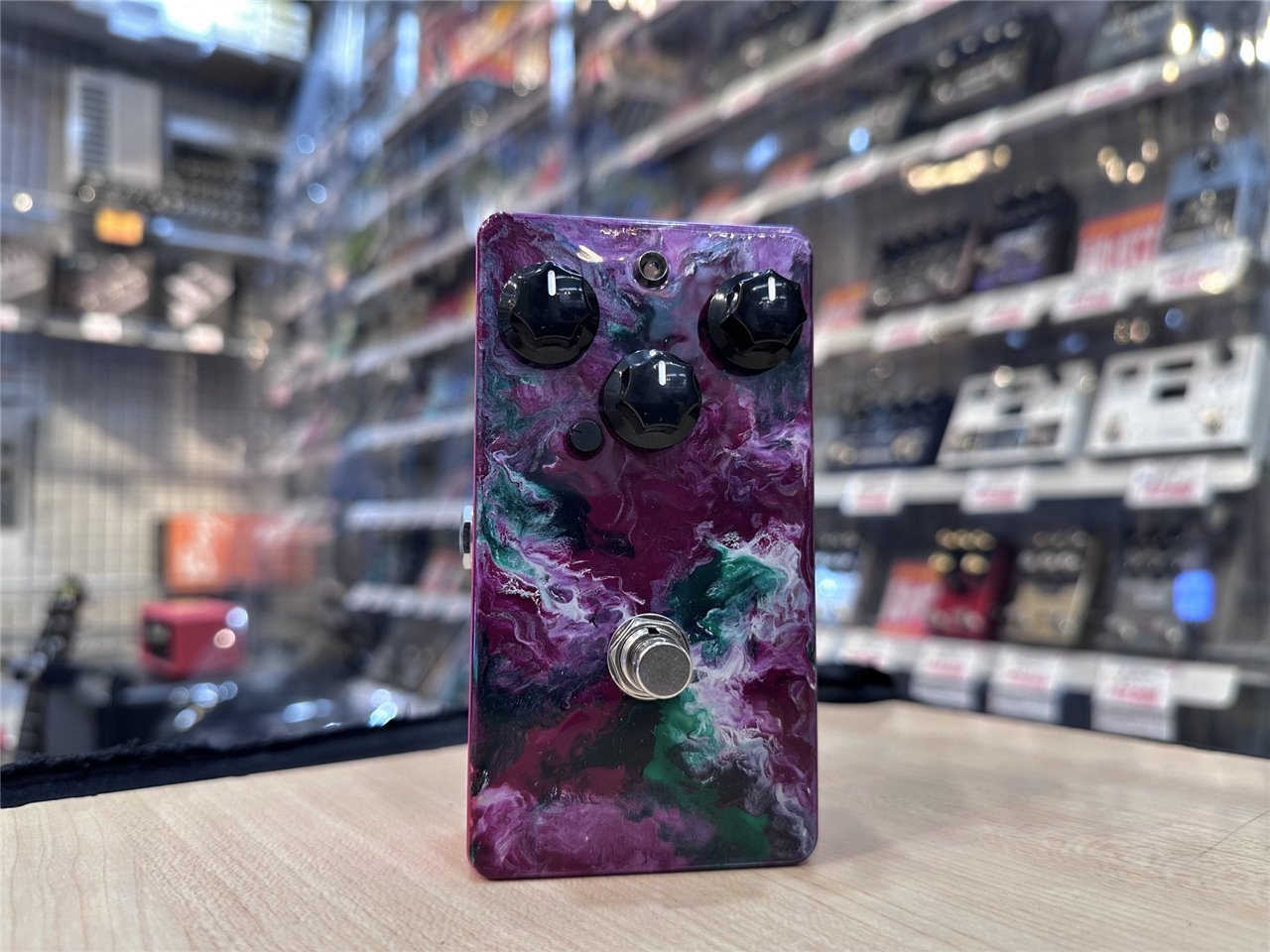 Leqtique 9/9 EVR ギターエフェクター LEQTIQUE EVR 9/9 EVR（新品）【楽器検索デジマート】