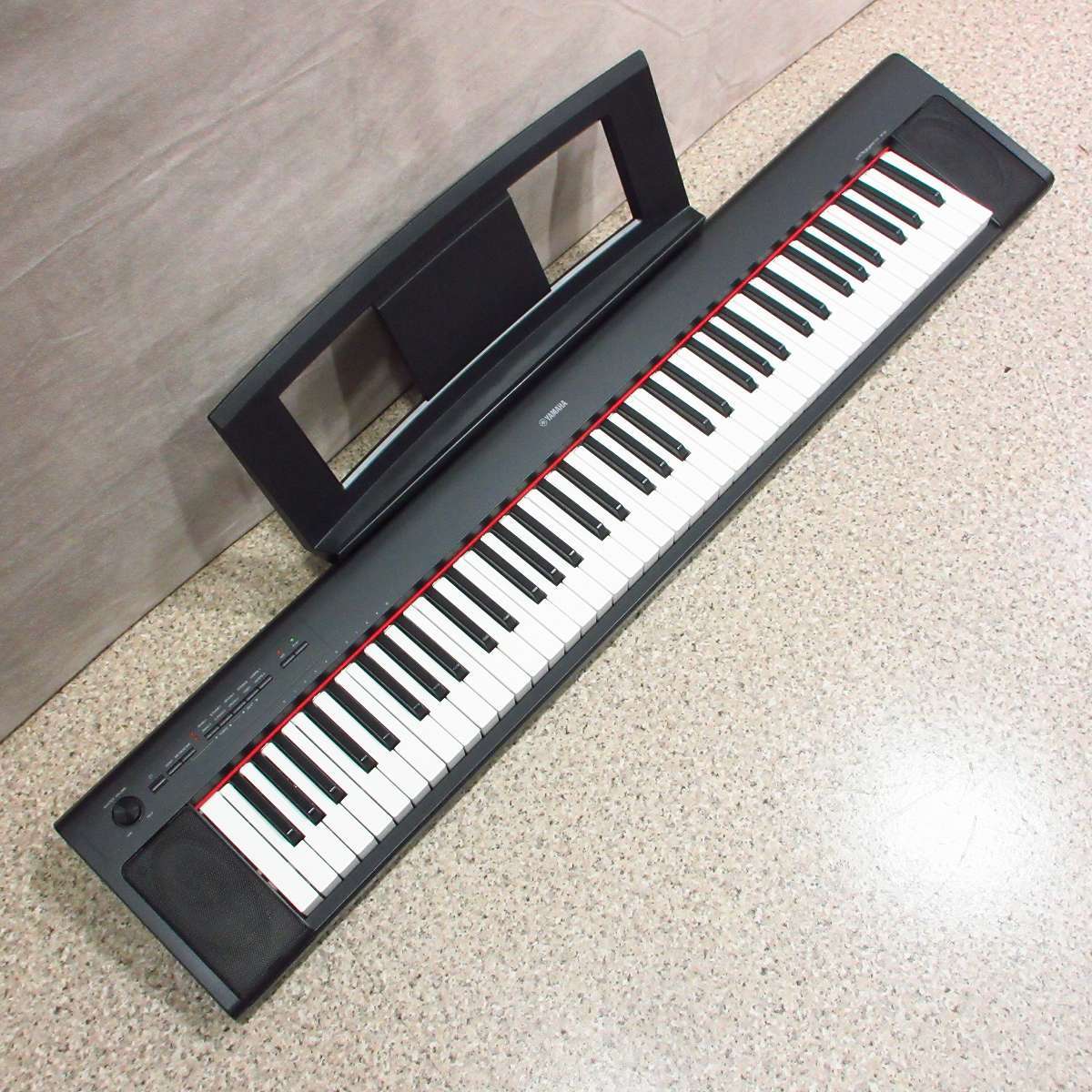 YAMAHA NP-32B Piaggero シンプルな76鍵☆キーボード 【横浜店】（中古