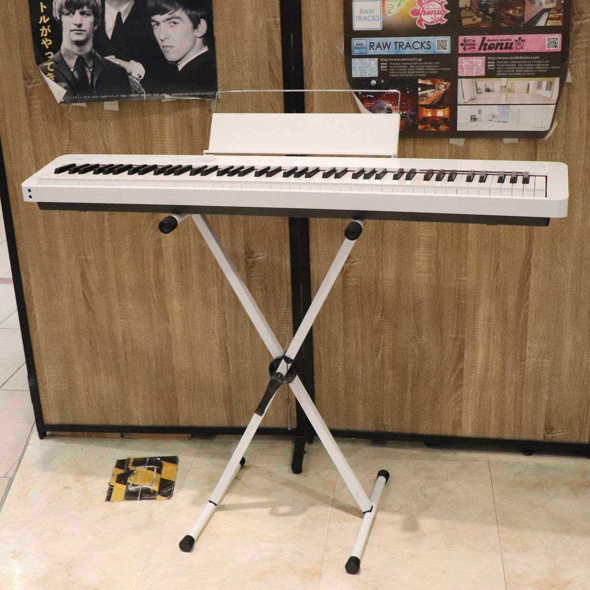 Casio PX-S1100WE 【梅田店】（中古/送料無料）【楽器検索デジマート】