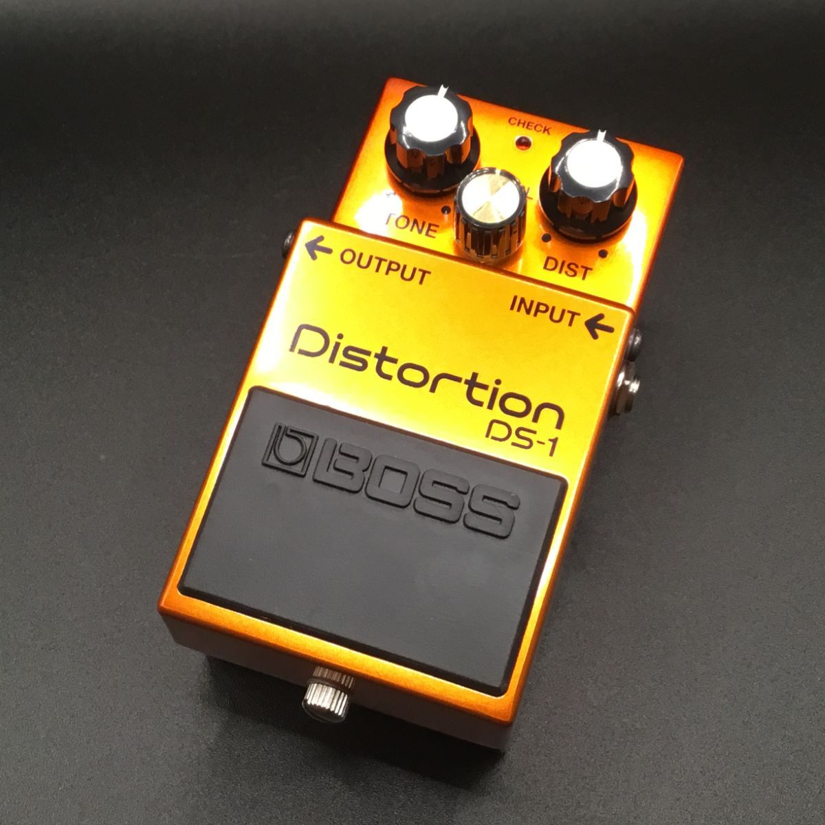 BOSS DS-1-B50A 50th Anniversary Pedals 【メタリック塗装筐体】【銀