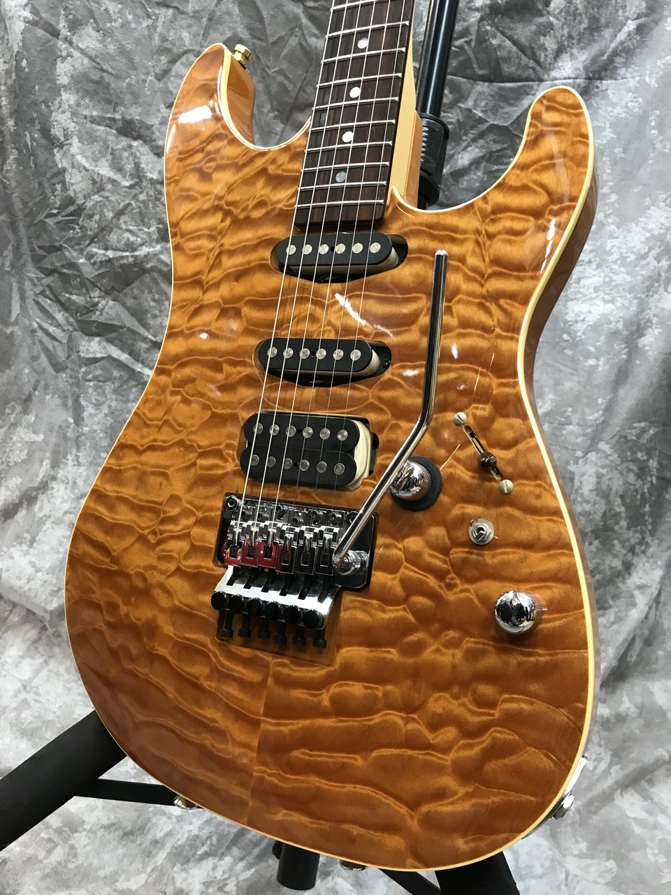 SCHECTER NV-3-22-BW（中古）【楽器検索デジマート】