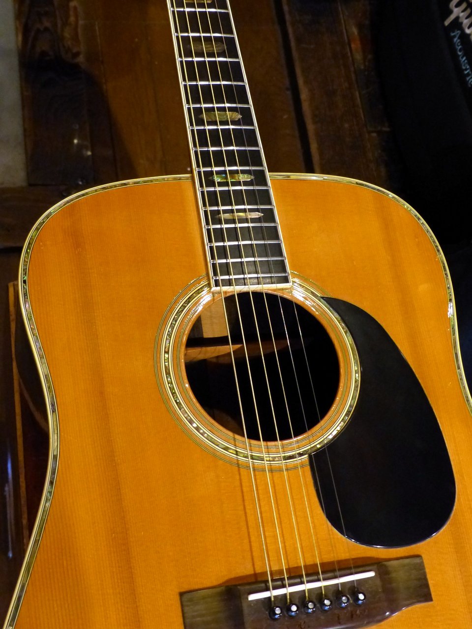 YAMAKI アコースティックギター 1100 ジャパンビンテージ ヤマキ 縦