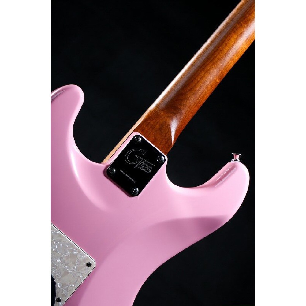 新品未開封品Mooergtrs S800 Pink　エレキギター　ストラトタイプ 新品未開封品Mooergtrs S800 Pink エレキギター ストラトタイプ
