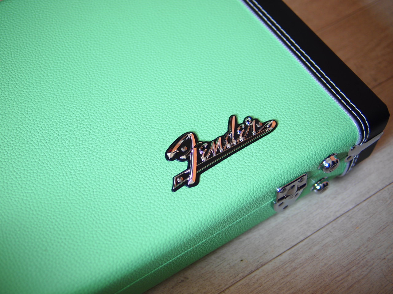 Fender Limited Surf Green Classic ST/TL Hardshell Case（中古/送料