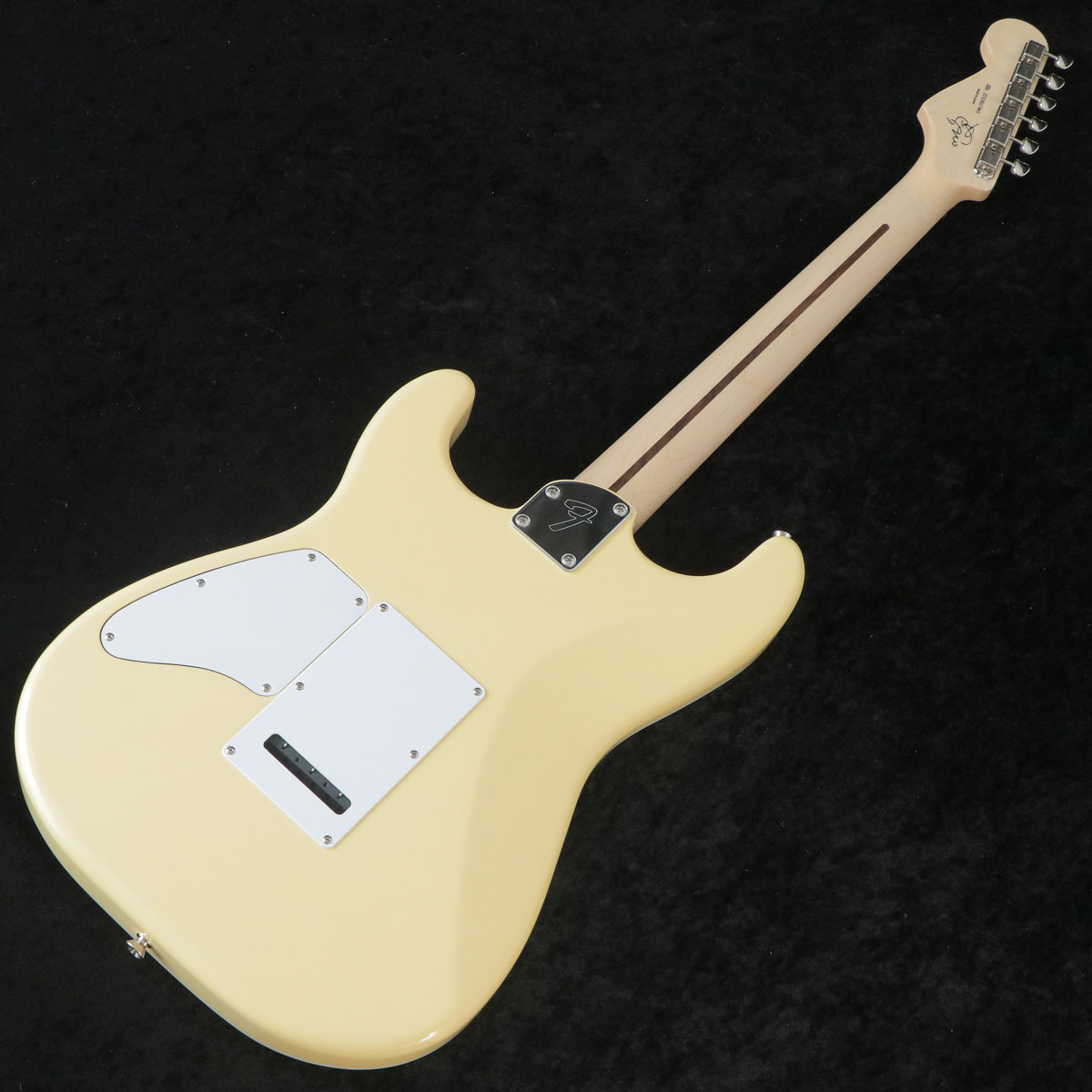 Fender Mami Stratocaster Omochi Rosewood Fingerboard Vintage White