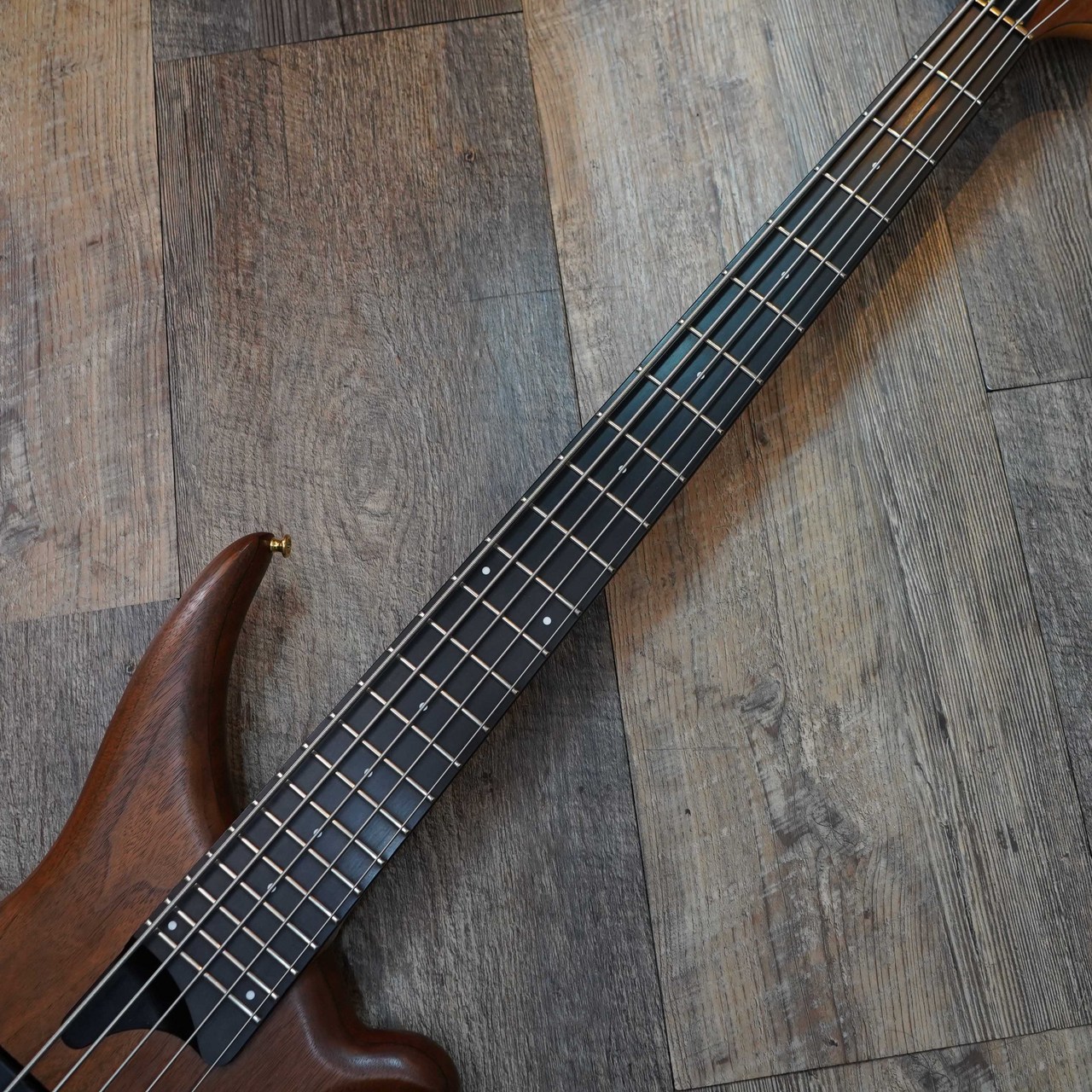 Tune TWB-5（中古）【楽器検索デジマート】