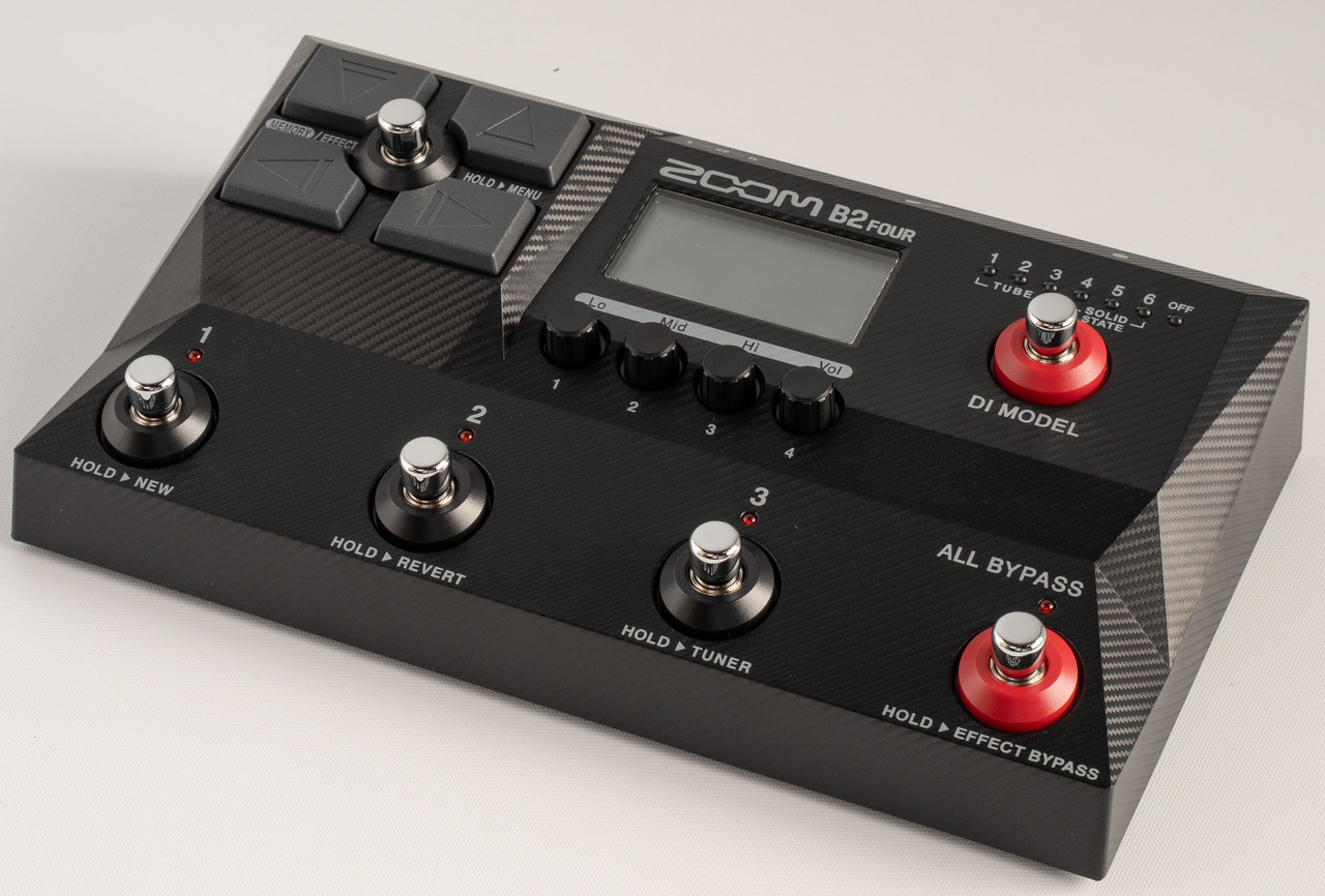 ZOOM B2 FOUR / Bass Effects & Amp Emulator（新品）【楽器検索