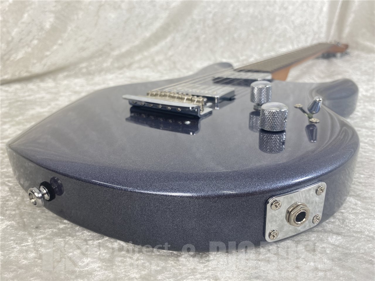 Sterling by MUSIC MAN Steve Lukather Model LK100 (Bodhi Blue