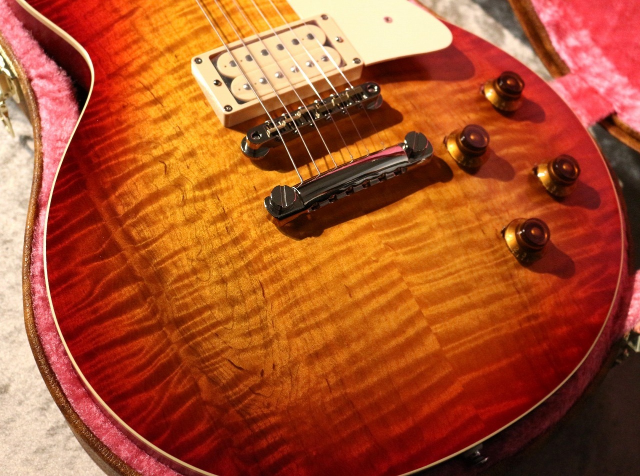 tokai レスポール　LS-3 ハカランダ指板 tokai レスポール LS-3 ハカランダ指板 tokai レスポール LS-3