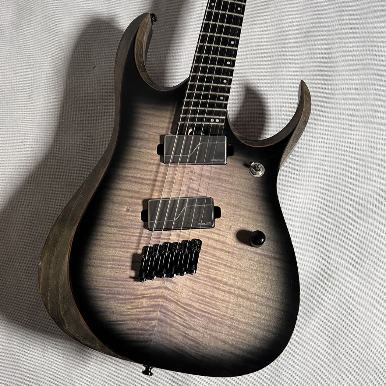 美品！ 希少なマルチスケール Ibanez RGDIM6FM コイルレスPU搭載 送料無料 美品 希少なマルチスケール Ibanez RGDIM6FM