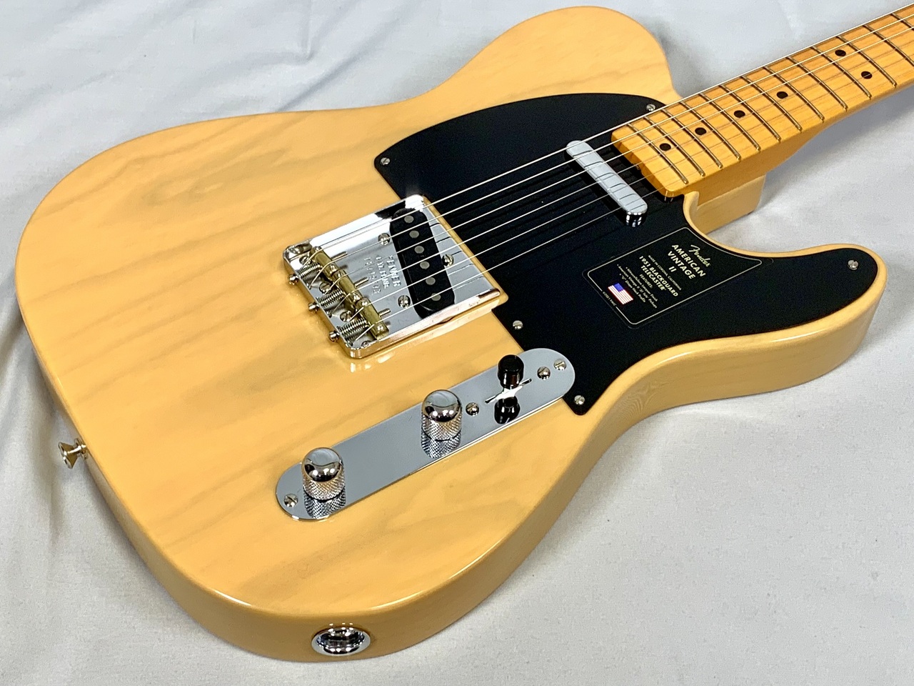 Fender American Vintage II 1951 Telecaster® Maple Fingerboard