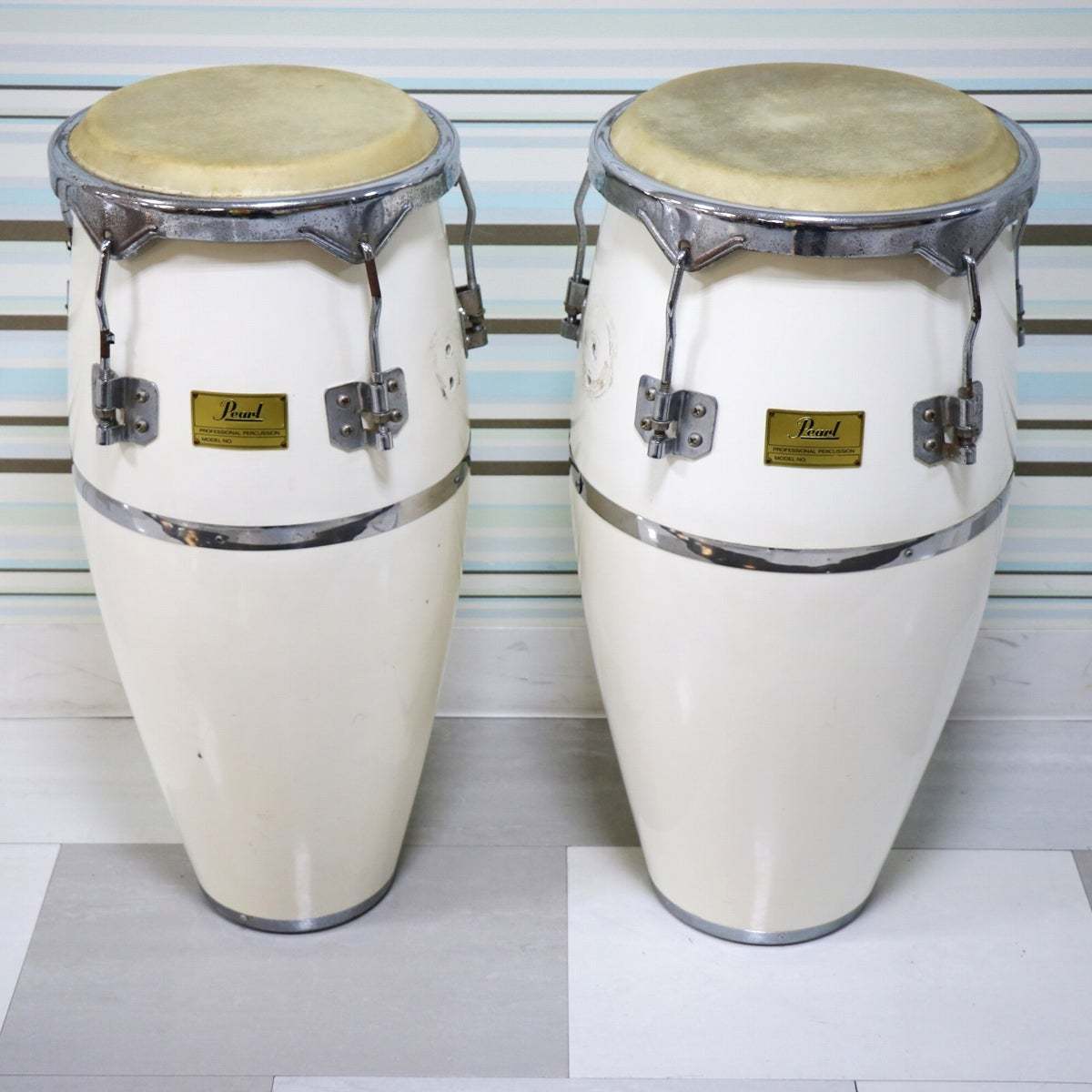 Pearl PROFESSIONAL PERCUSSION CONGA10”+11” WH パール コンガセット