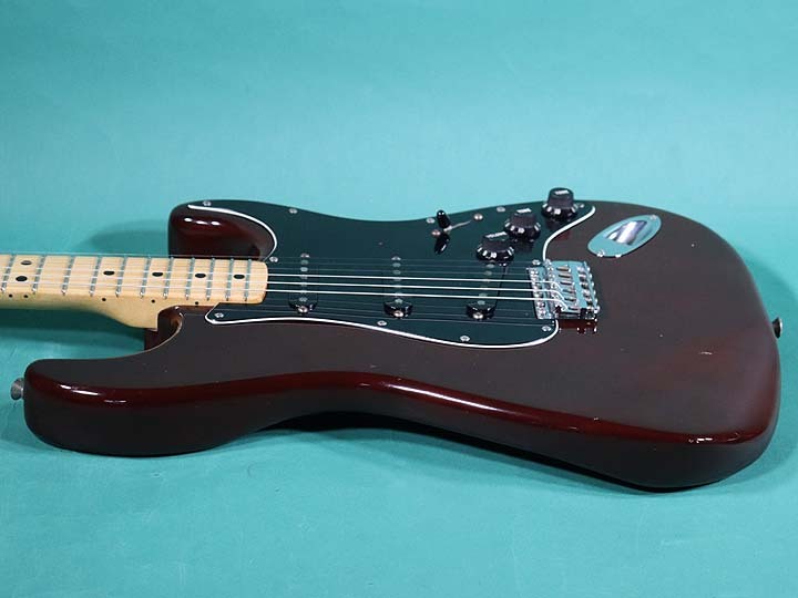Fender Stratocaster ワインレッド+Plastiqueアンプ Fender-USA フェンダーUSA リード ワインレッド