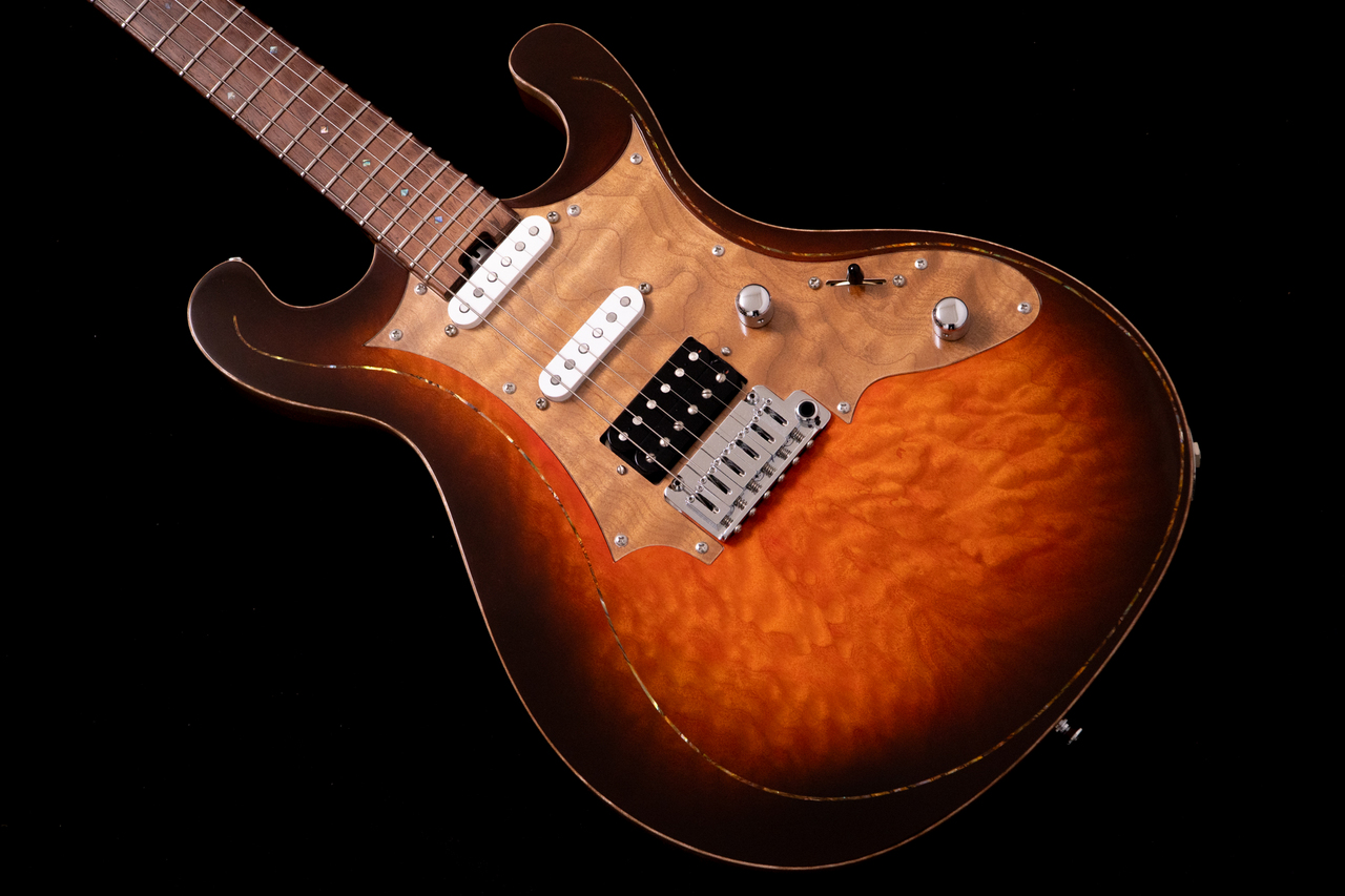 infinite Modernize Bendtop Alder 1P on 5A Quilted Maple Custom