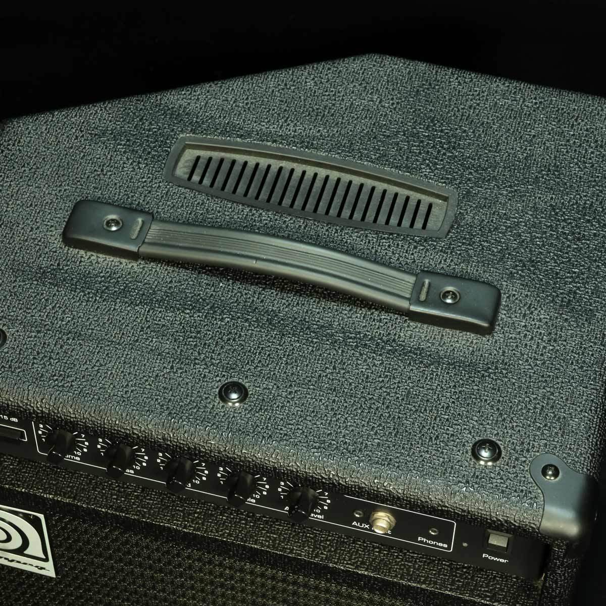Ampeg BA108 V2 ベースコンボアンプ 【福岡店】（中古）【楽器検索