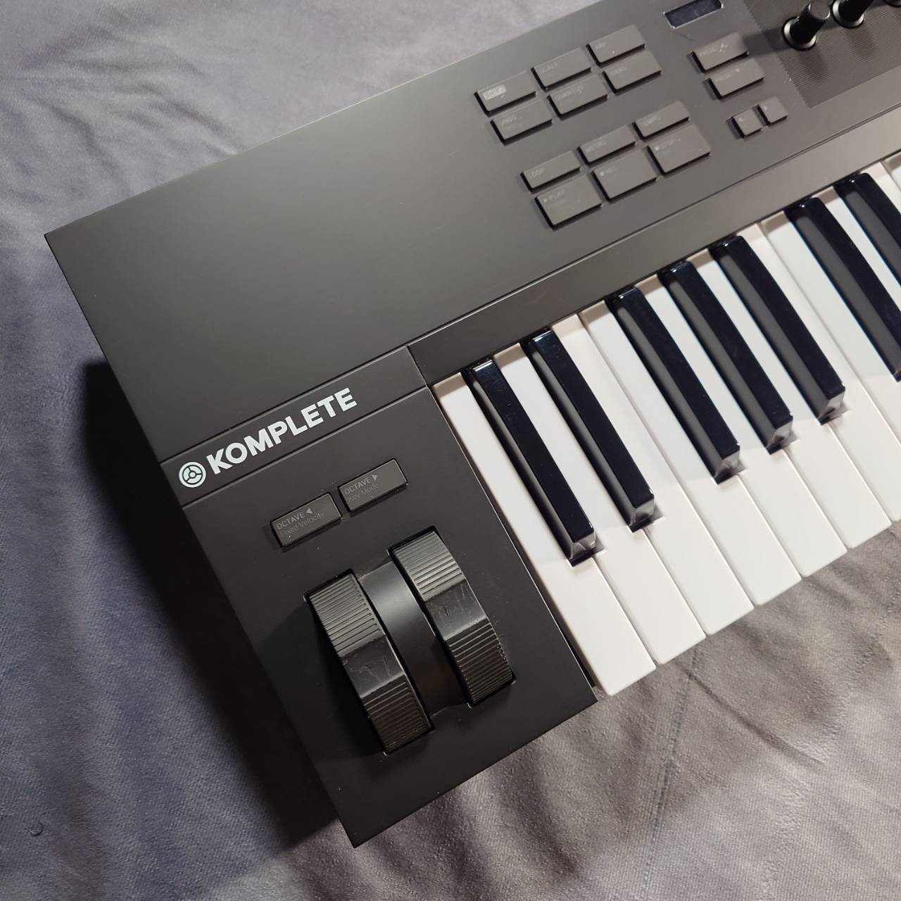 NATIVE INSTRUMENTS KOMPLETE KONTROL A49 49鍵【1～2日で発送】（新品 