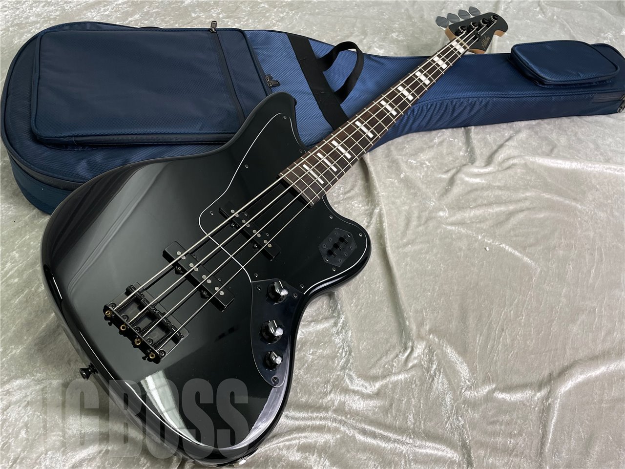 Addictone Custom Guitars Jaguar Bass / All Black（新品/送料無料 