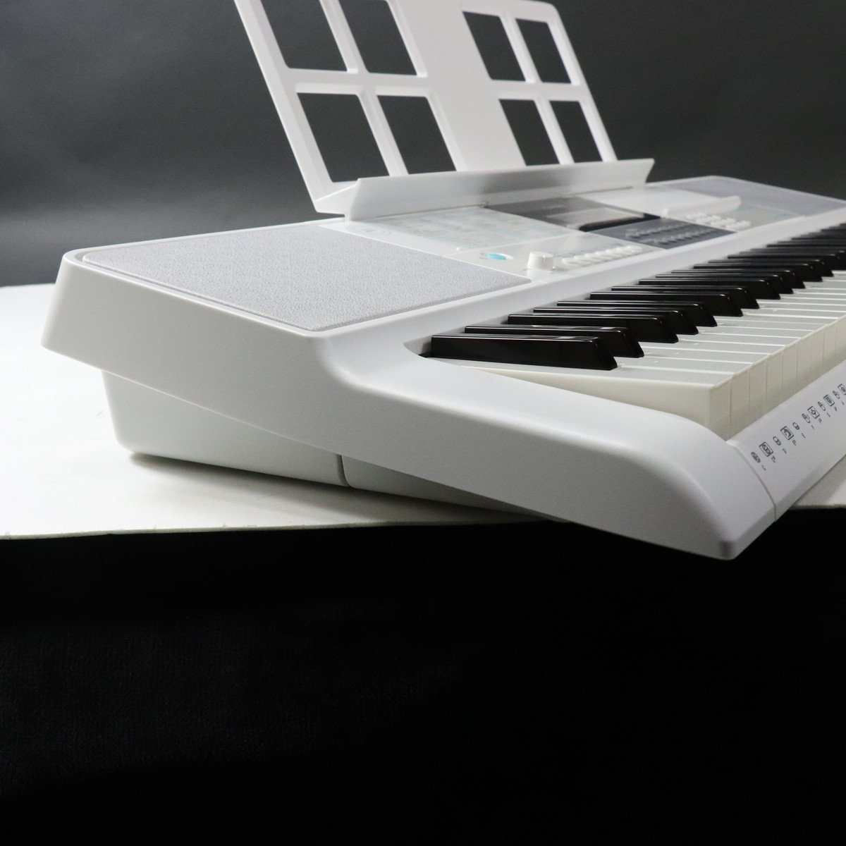 【開封済み 未使用】訳あり CASIO LK-516 美品】CASIO カシオLK-516 電子ピアノ 61鍵 本体 - メルカリ