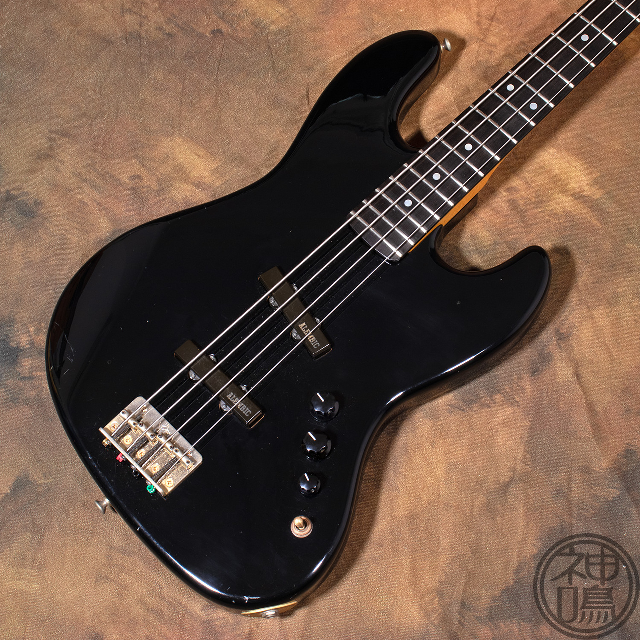 moon JJ4 エレキベース Moon JJ-4 (BK/E GO) ｜イケベ楽器店オンラインストア