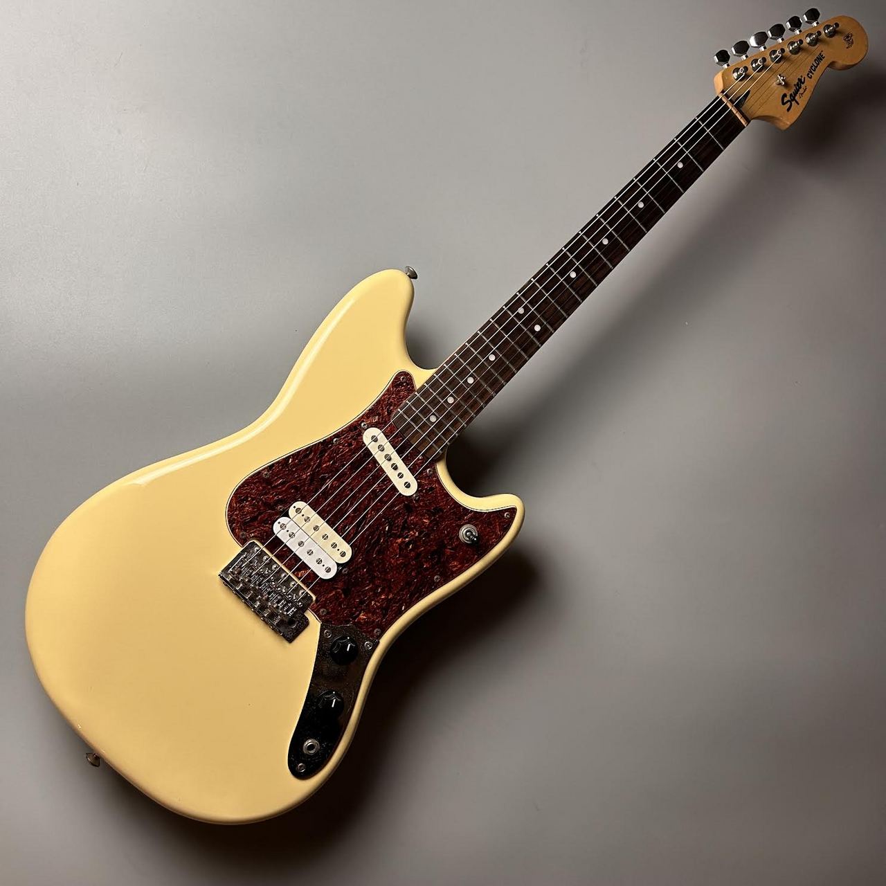 Squier by Fender 【中古】【現物画像】FSR CYCLONE（中古/送料無料