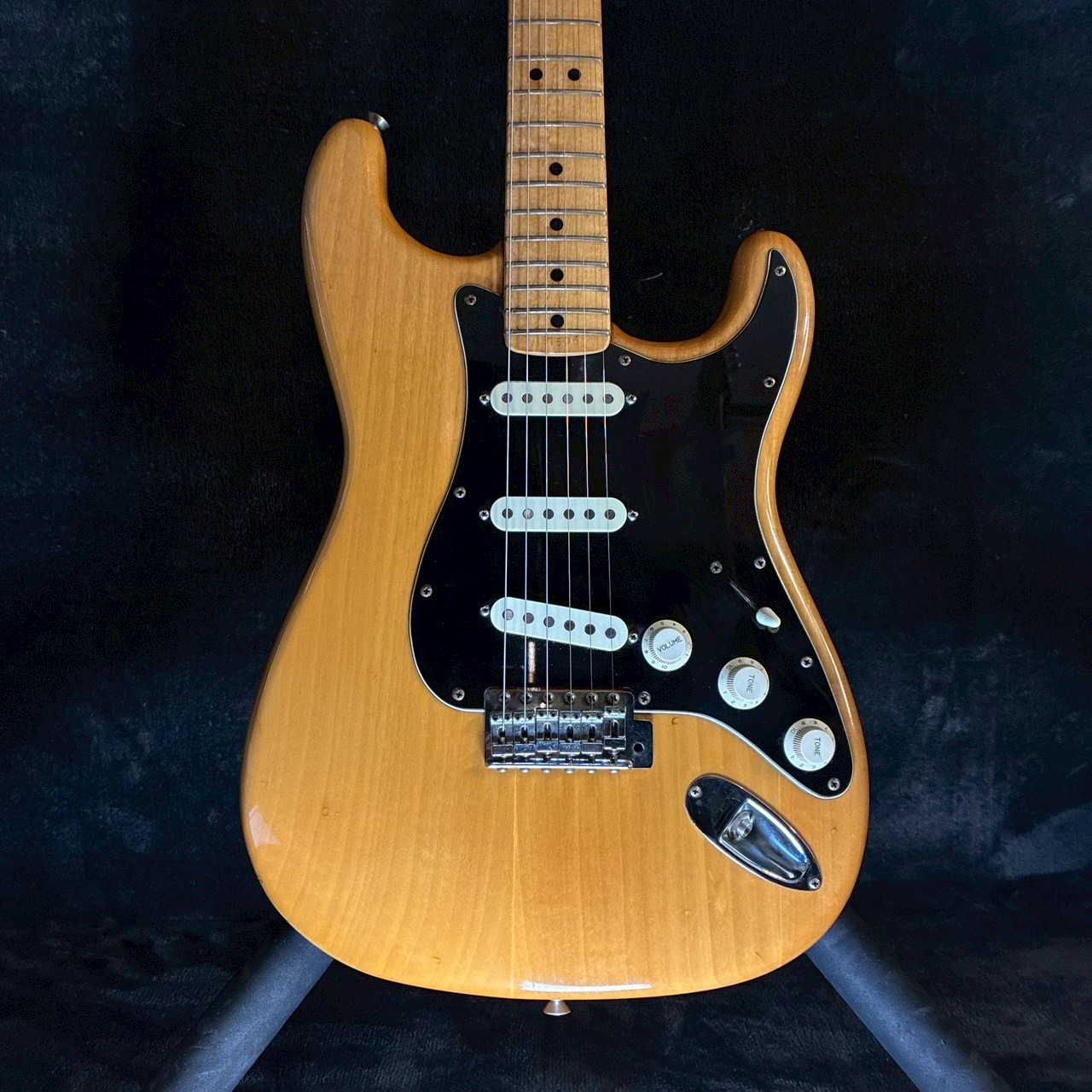 FERNANDES BURNY CUSTOM ST Natural 【3.75㎏】（中古）【楽器検索